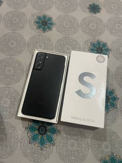 Samsung s21 fe official 8/256 with box