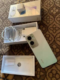 Vivo Y18 White Complete Box What's Number 03358672136