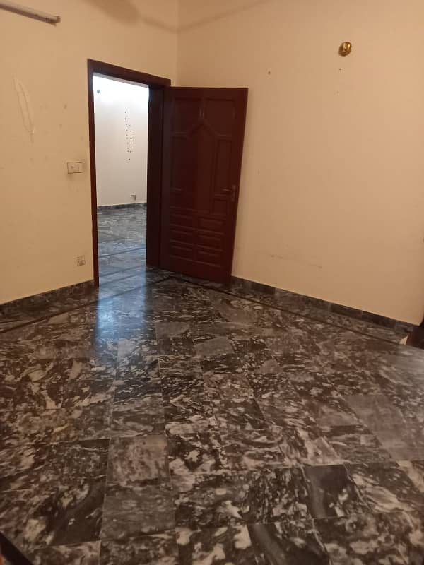 10 marla upper portion available for rent in bahria town phase 3 1