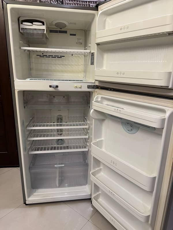 Lg large fridge 3