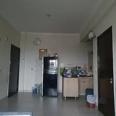 Corner West Open Upper Floor Apartment Just Like Brand New With Extra Land 0