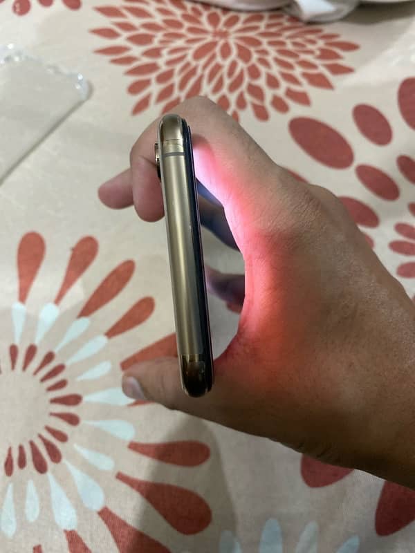 iphone XS MAX 3