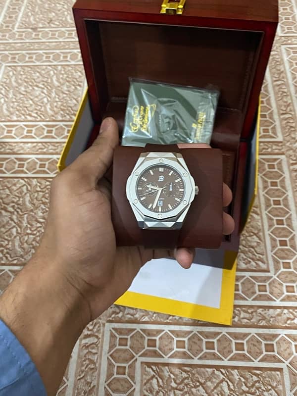 Hublot watch with Box 2