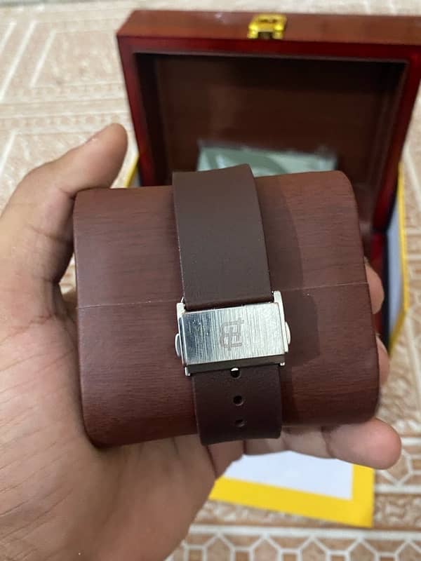 Hublot watch with Box 4