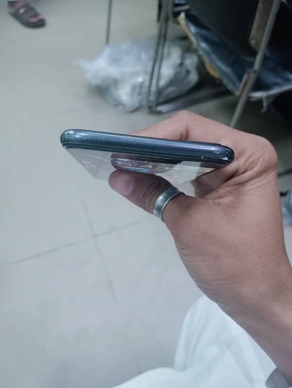 Iphone 7plus 128GB PTA Aproved 4