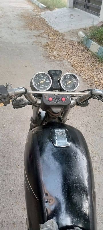 SUZUKI GS 150CC 2008 3