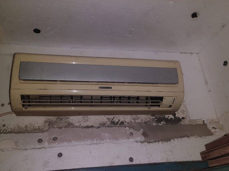 Samsung used Ac ok h 1.5 Ton 1