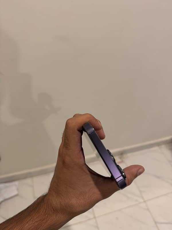 Iphone 14 pro max deep purple PTA approved 5