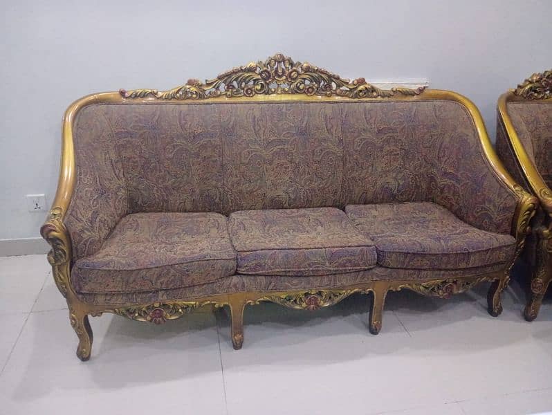 5 seater sofa 0