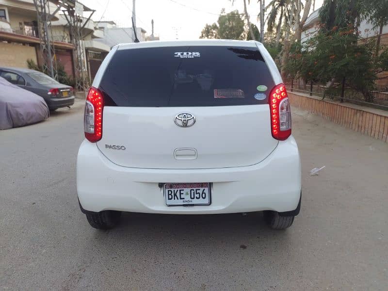 Toyota Passo 2014/2017 3