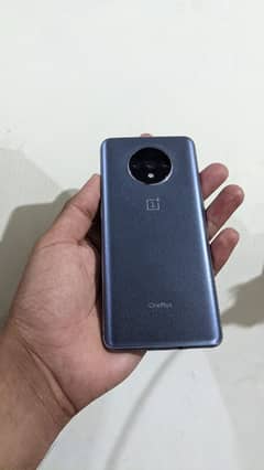 One plus 7t 8/128