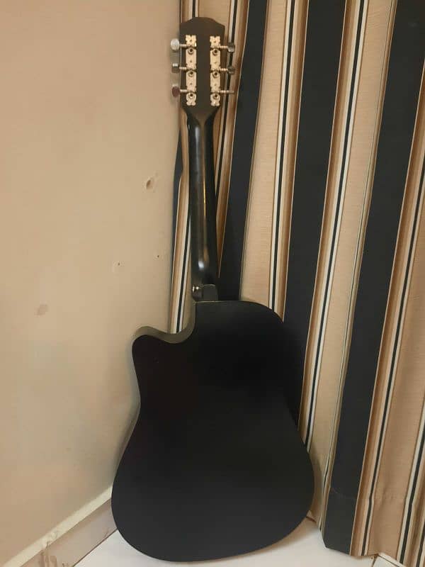 Black Guitar, dreamer company 3