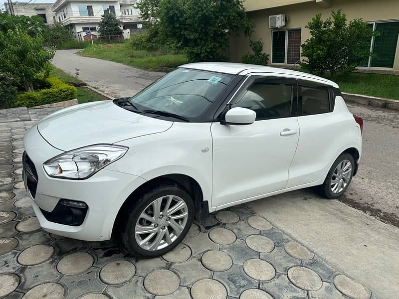 Suzuki Swift 2022 4