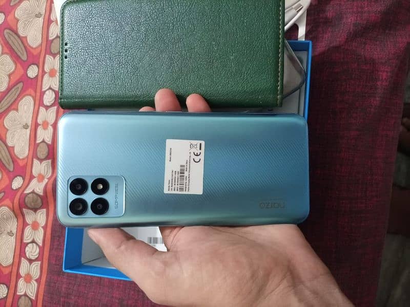 Realme Narzo 50 0