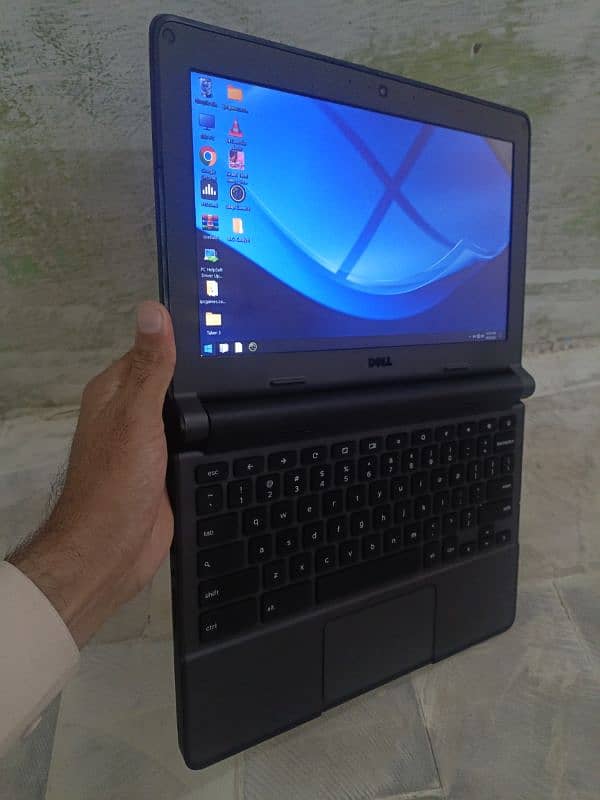 Chromebook laptop 6