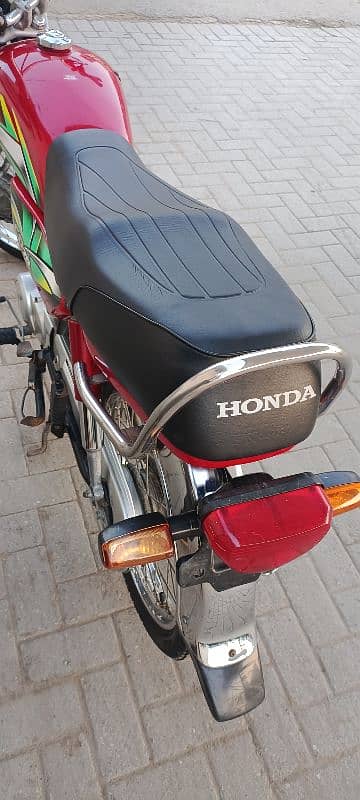 Honda cd 70 Punjab number read add 12