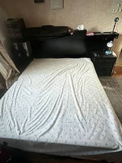 Queen size bed for sale