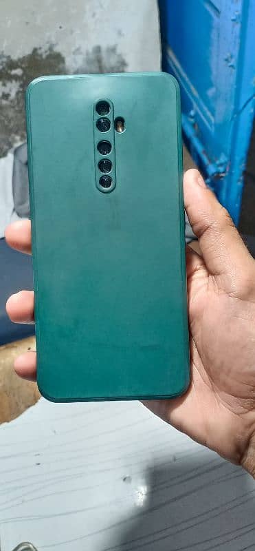 OPPO Reno z2 3