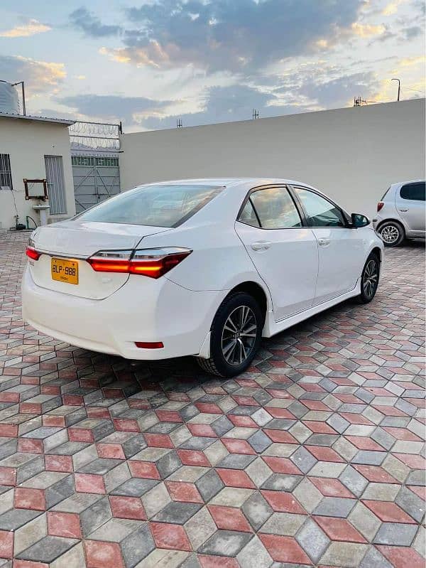 Toyota Corolla Altis 2018 3