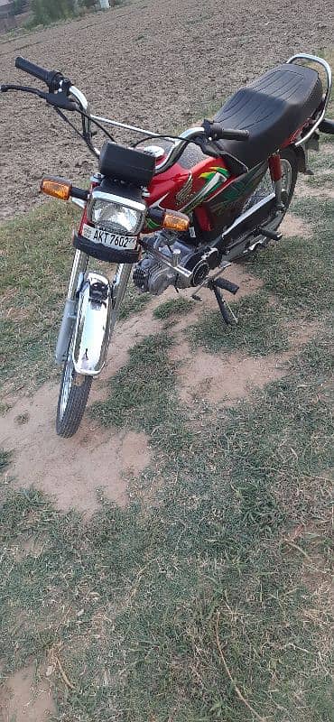 honda cd 70 in very good and neat condition 2