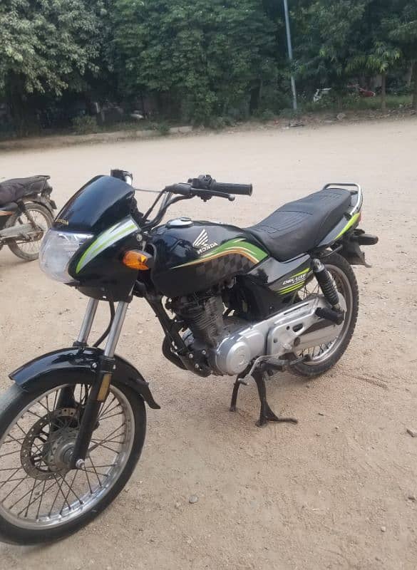 Honda Deluxe 125cc 2