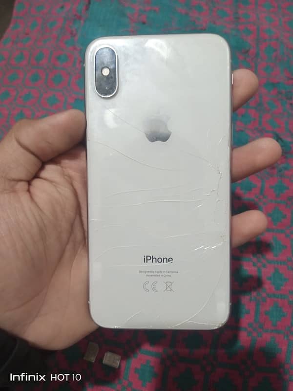 IPHONE X NON PTA FACTORY UNLOCK 1