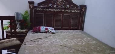 Solid sheesham King size Bed