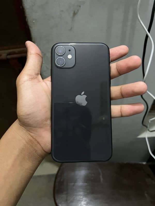 iphone 11 with box 0