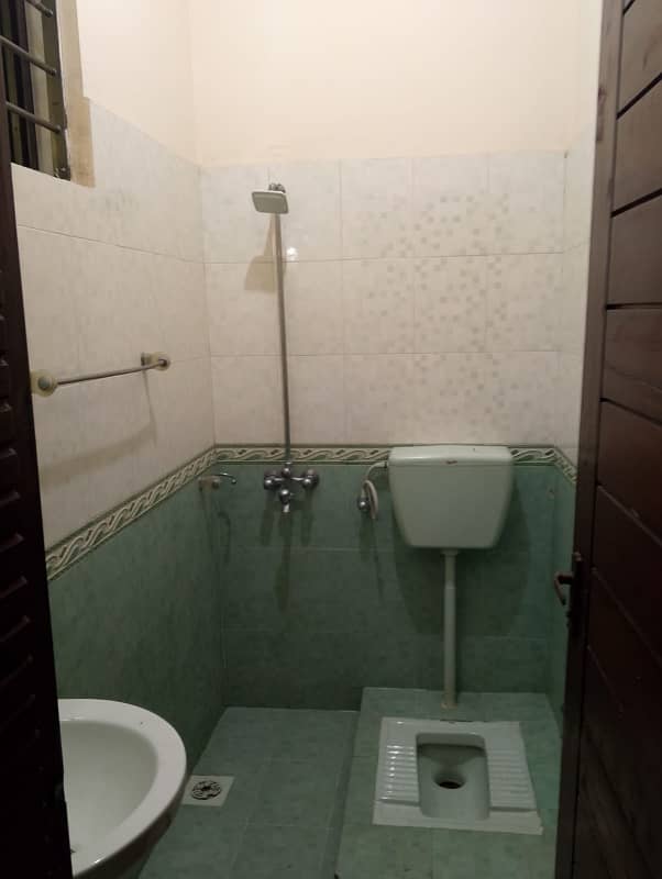 10 Marla lower portion for Rent in G-13/4 1