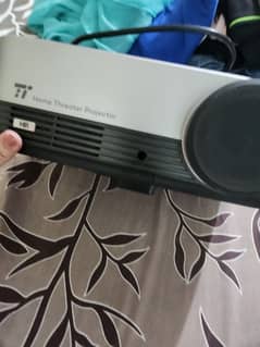 selling projector serious buyer contact 0