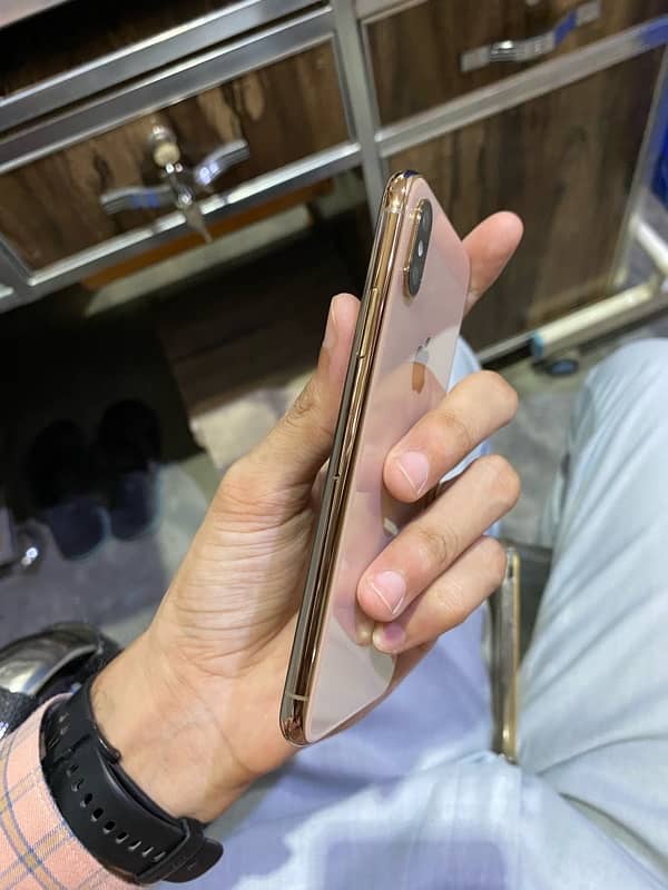 iphone xs 64 Gold Pta duo sim 4