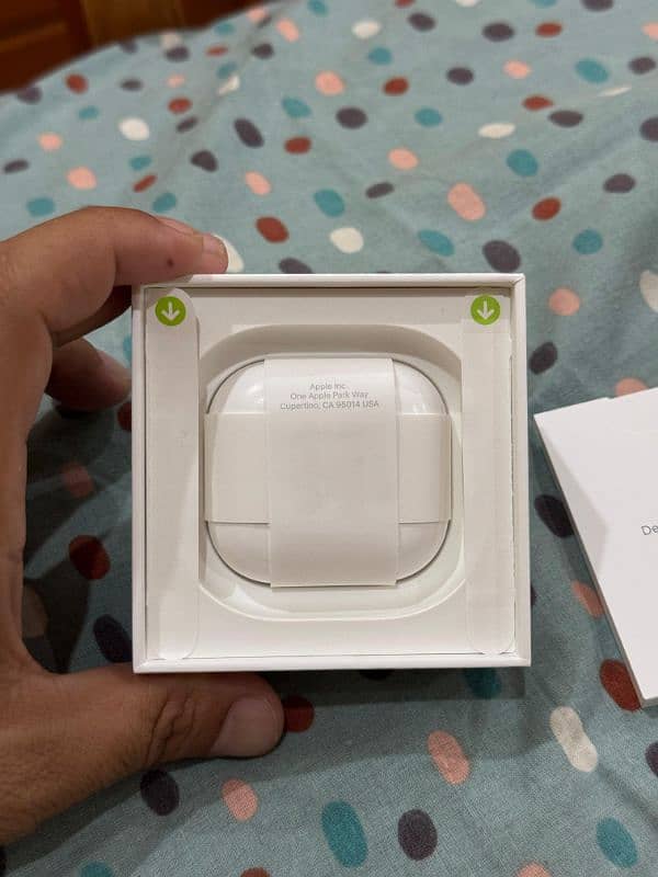 Apple Airpod 4 Brand new Box Open 1