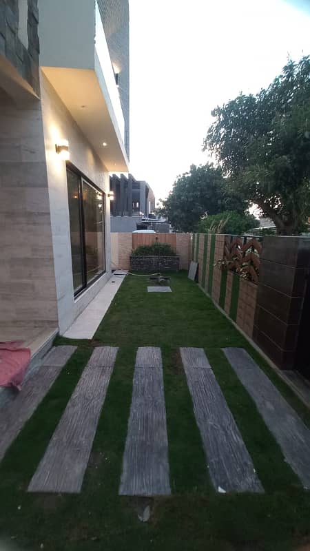 Bahria Town Phase 8 35 Marla House 23 Marla Construction And 12 Lawn Back Open 10