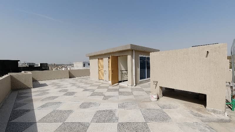 On Excellent Location House Sized 7 Marla Is Available For Sale In Bahria Town Phase 8 - Safari Valley 32