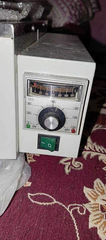 Electrical thermostatic water bathes 4