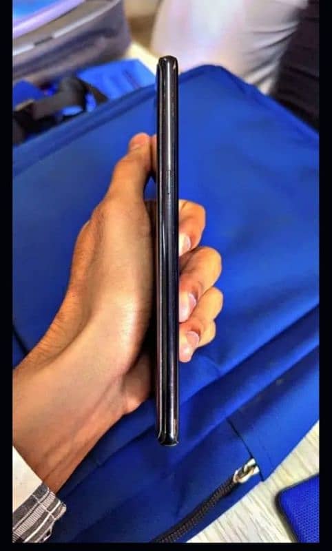 Samsung Galaxy note 8 with S pen 1