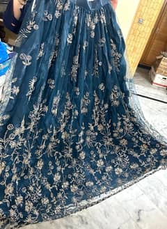 selling this lehnga never used . .