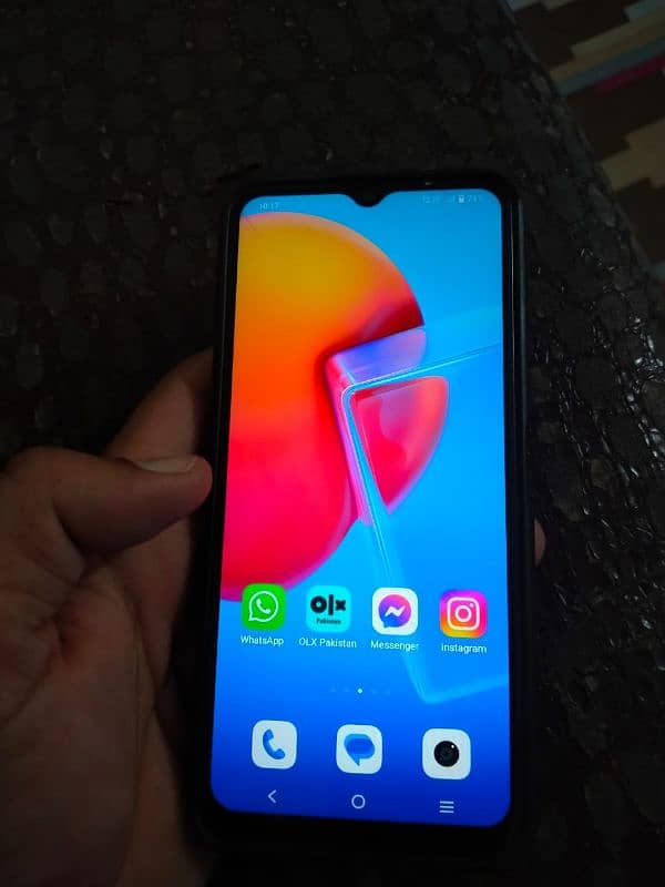 vivo Ys 3