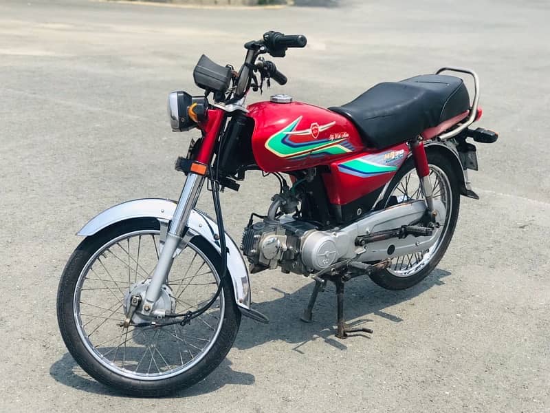 Metro 70cc Red Colour 1