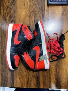 Air Jordan 1 patent bred