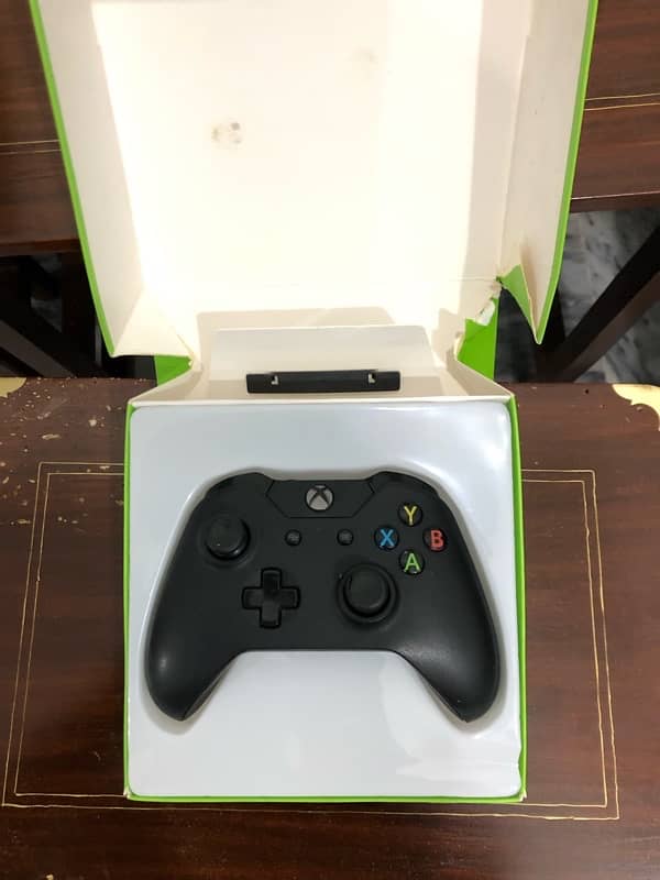 Xbox One Complete Box 16