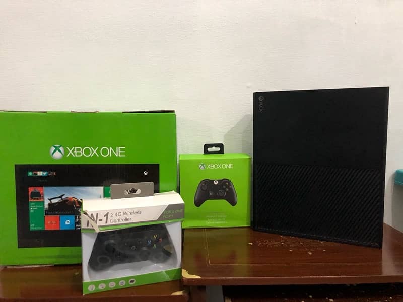 Xbox One Complete Box 17