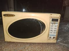 Microwave Oven