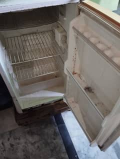 fridge in working condition