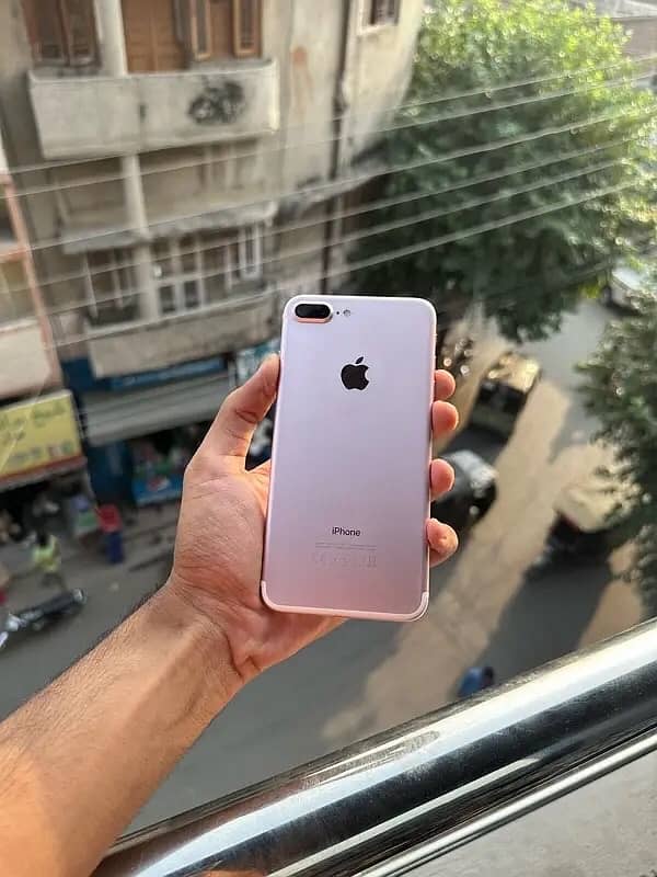 IPhone 7 Plus 128 GB Pta Approved 6