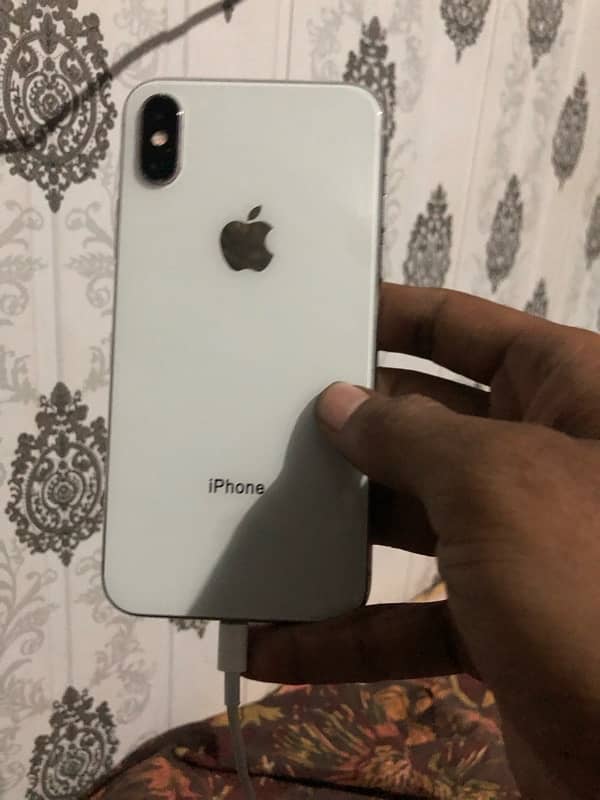 1phone x 64 Gb pta approved panel Cheng only phone 2