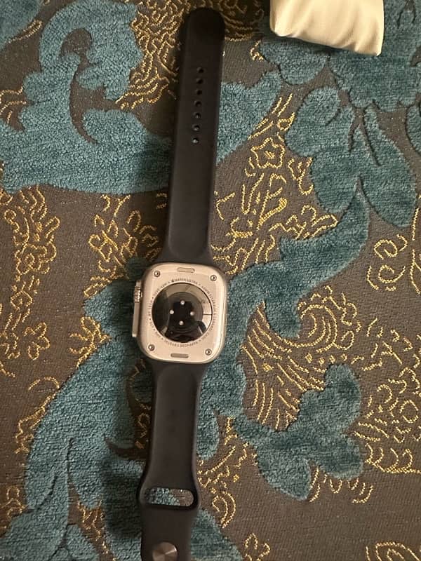 Apple Watch Ultra 2 3