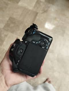 CANON 600 D