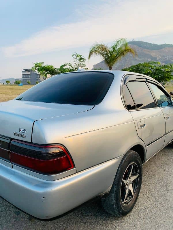 Toyota Corolla XE 2001 8