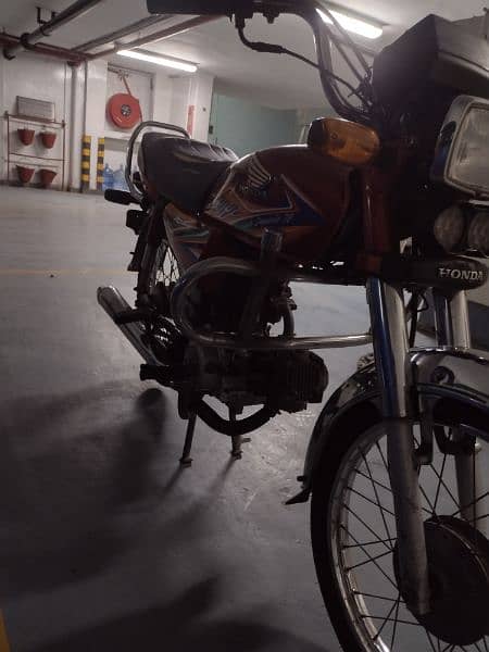 Honda CD70 2020 4